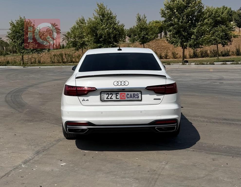اودي A4